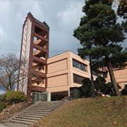 秋田高等学校